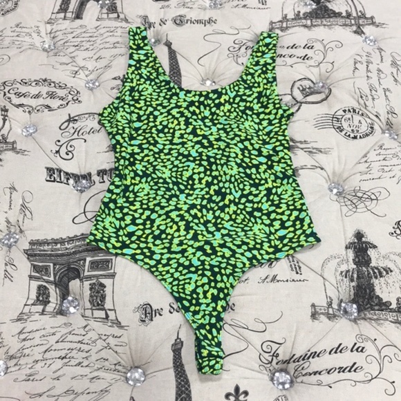 NWOT Leith Sleeveless Bodysuit - Picture 4 of 6